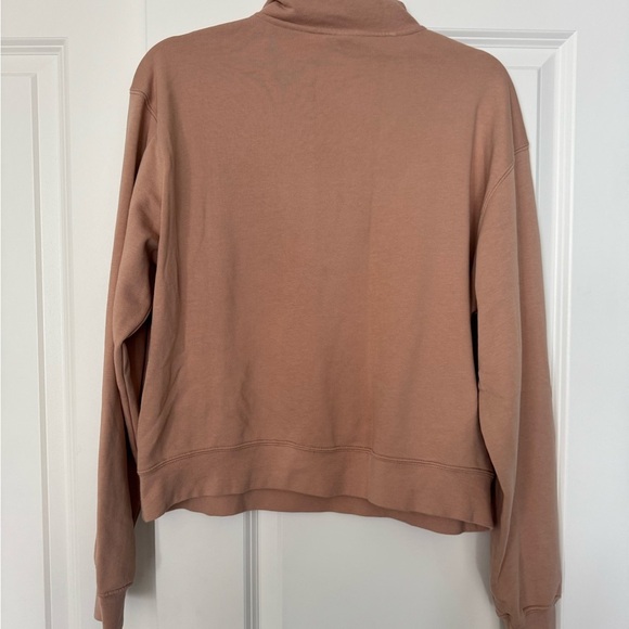 Fabletics Lightweight Go-To Half Zip Sweatshirt - Picture 6 of 8